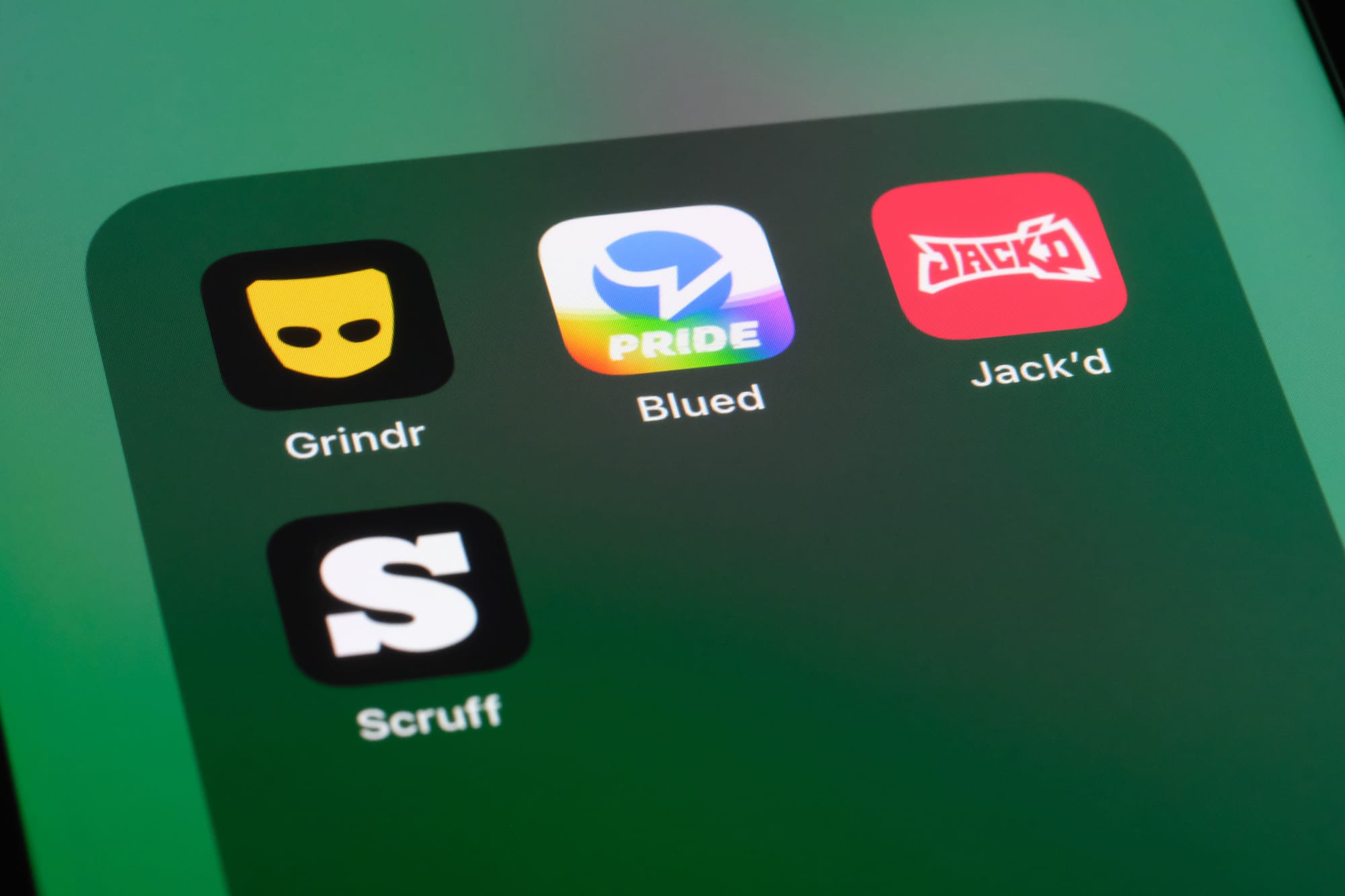 Queer men are being targeted on grindr then attacked and robbed